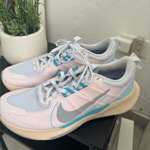Nike Juniper Trail 2 Women’s US 8 | Pastel Blue/Pink |
